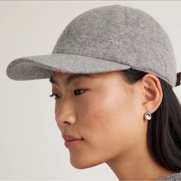 Quince Accessories - Quince Light Gray Women's Wool Cap Size M-L BRAND NEW TAGS